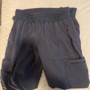 Women’s grey scrub pants